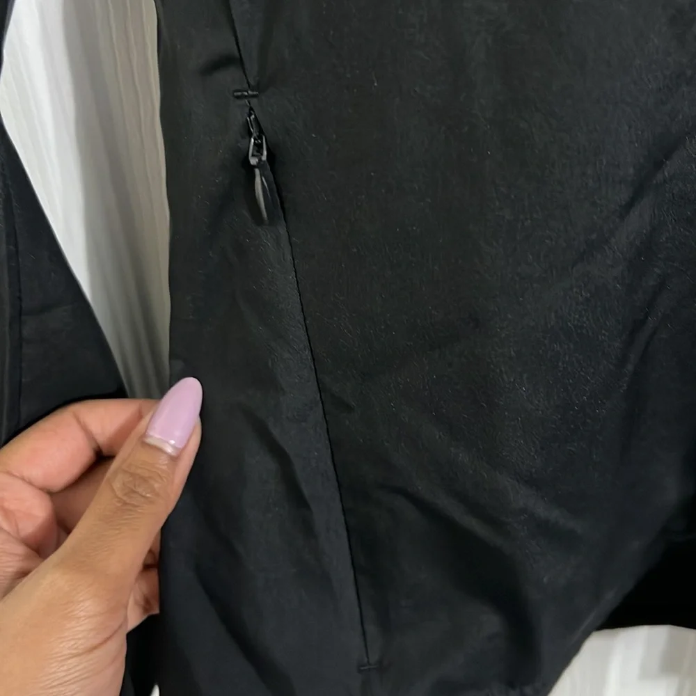 Running Jacket - Picture 4 of 7